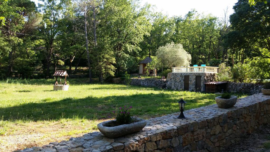 Le Donjon Des Combes Et Son Spa Fayence Cameră foto